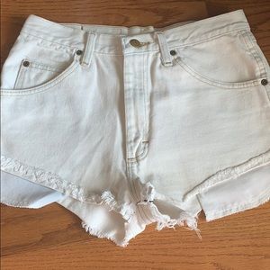 Urban Outfitter Wrangler Cut off shorts